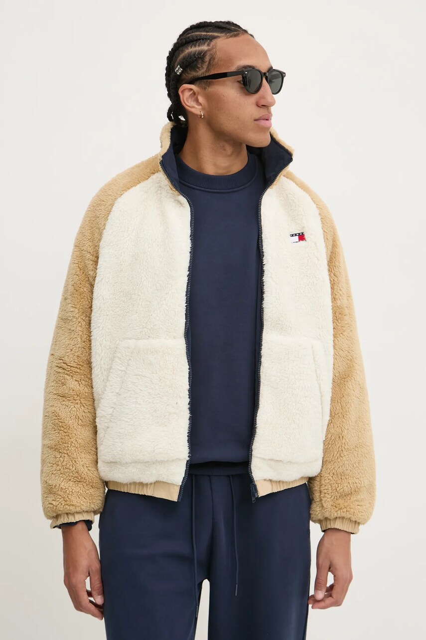 Двостороння куртка Tommy Jeans чоловіча колір бежевий перехідна oversize DM0DM21129
