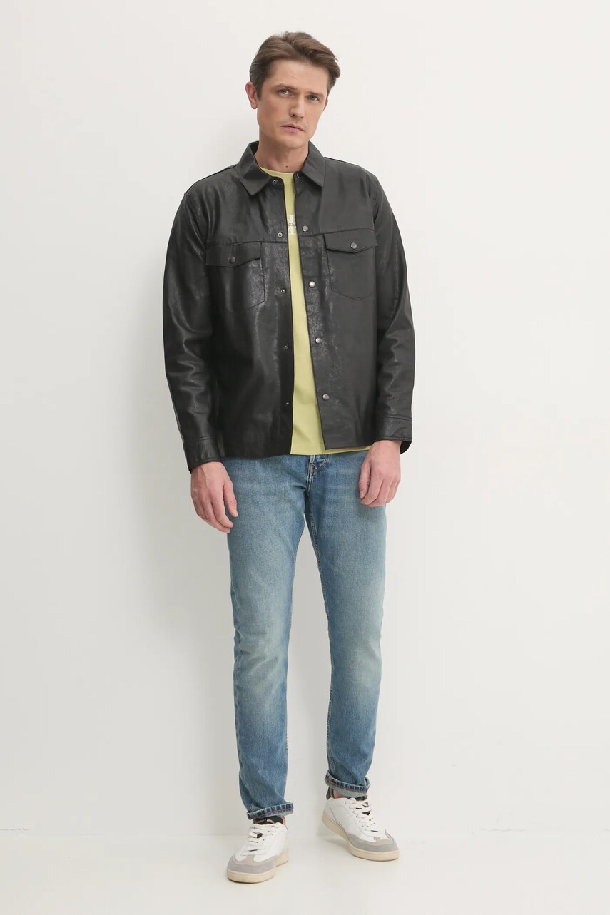 Шкіряна куртка Pepe Jeans MOORE V2 чоловіча колір чорний перехідна PM403059