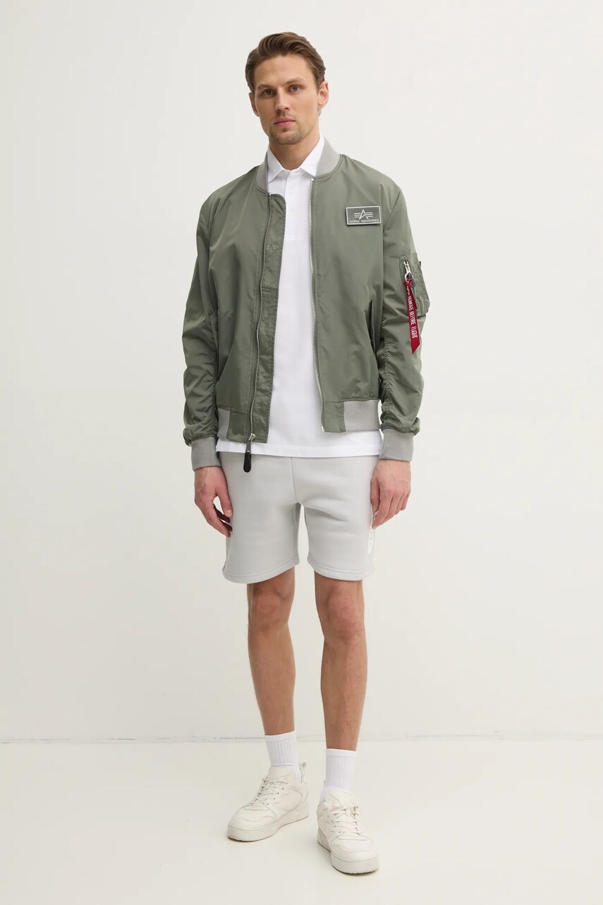 Куртка-бомбер Alpha Industries MA-1 TTC колір зелений перехідна 126101