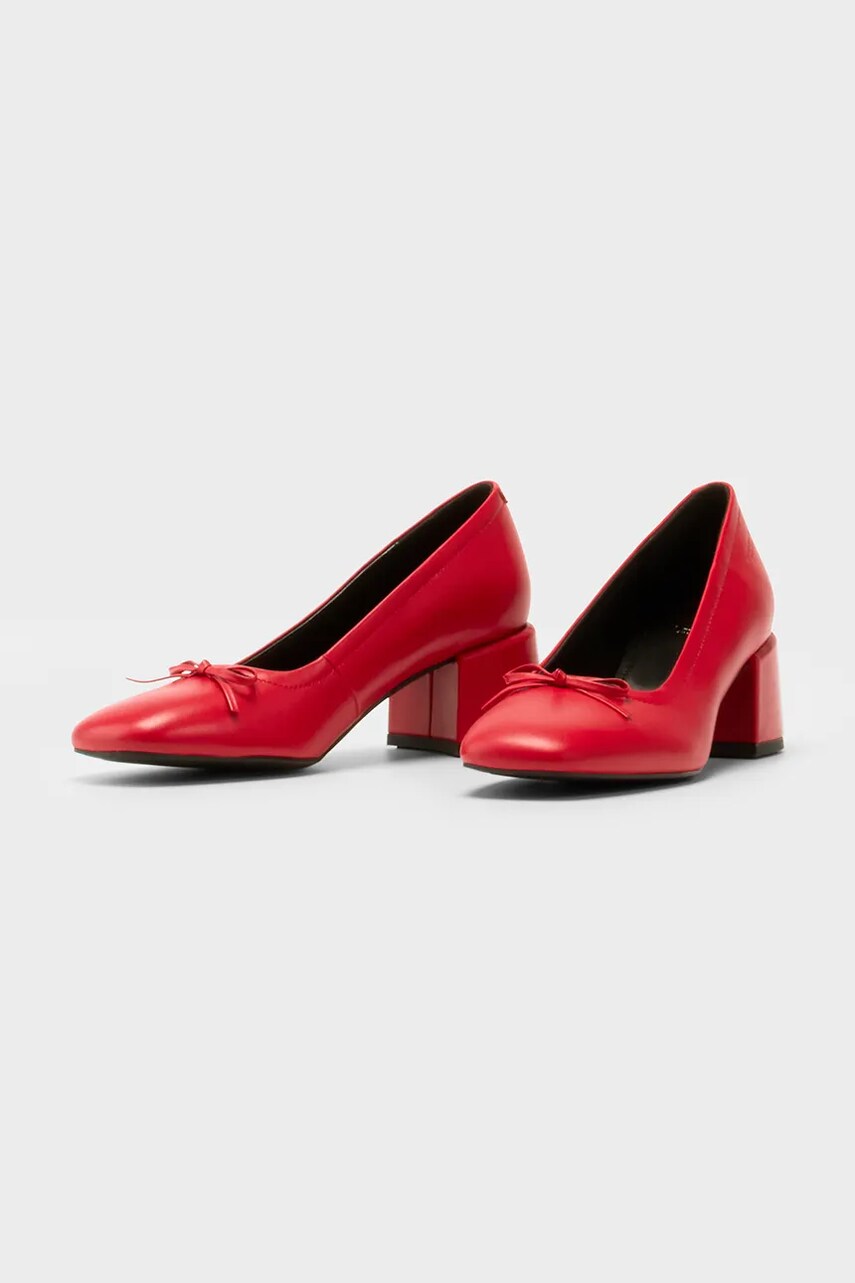 Шкіряні туфлі Vagabond Shoemakers ADISON колір червоний каблук блок 5939-001-48