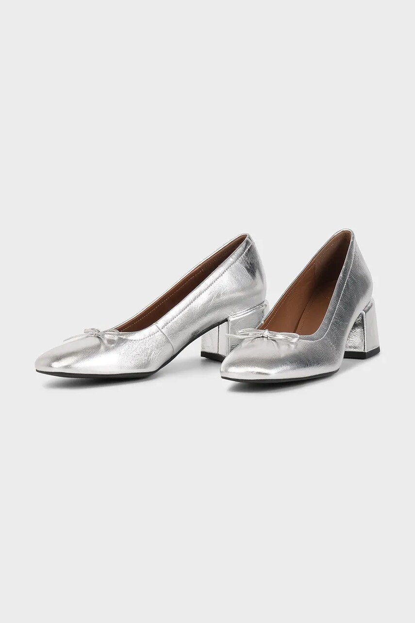 Шкіряні туфлі Vagabond Shoemakers ADISON колір срібний каблук блок 5939-083-79