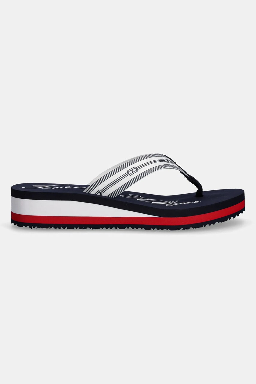 В'єтнамки Tommy Hilfiger IM TH SIGNATURE BEACH SANDAL жіночі колір синій на танкетці FW0FW08369