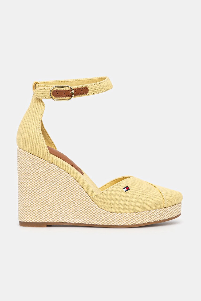 Еспадрилі Tommy Hilfiger FLAG HIGH WEDGE ESPAD CLOSED TOE колір жовтий на танкетці FW0FW08494
