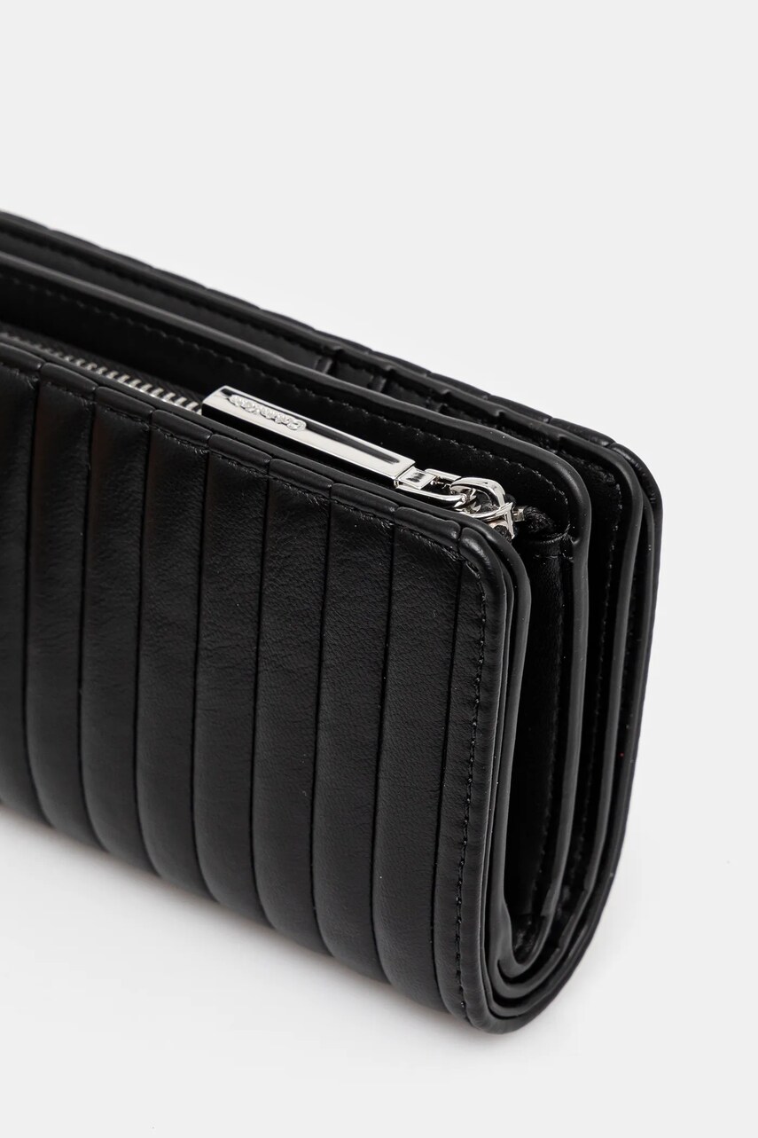 Гаманець Calvin Klein жіночий колір чорний K60K613063