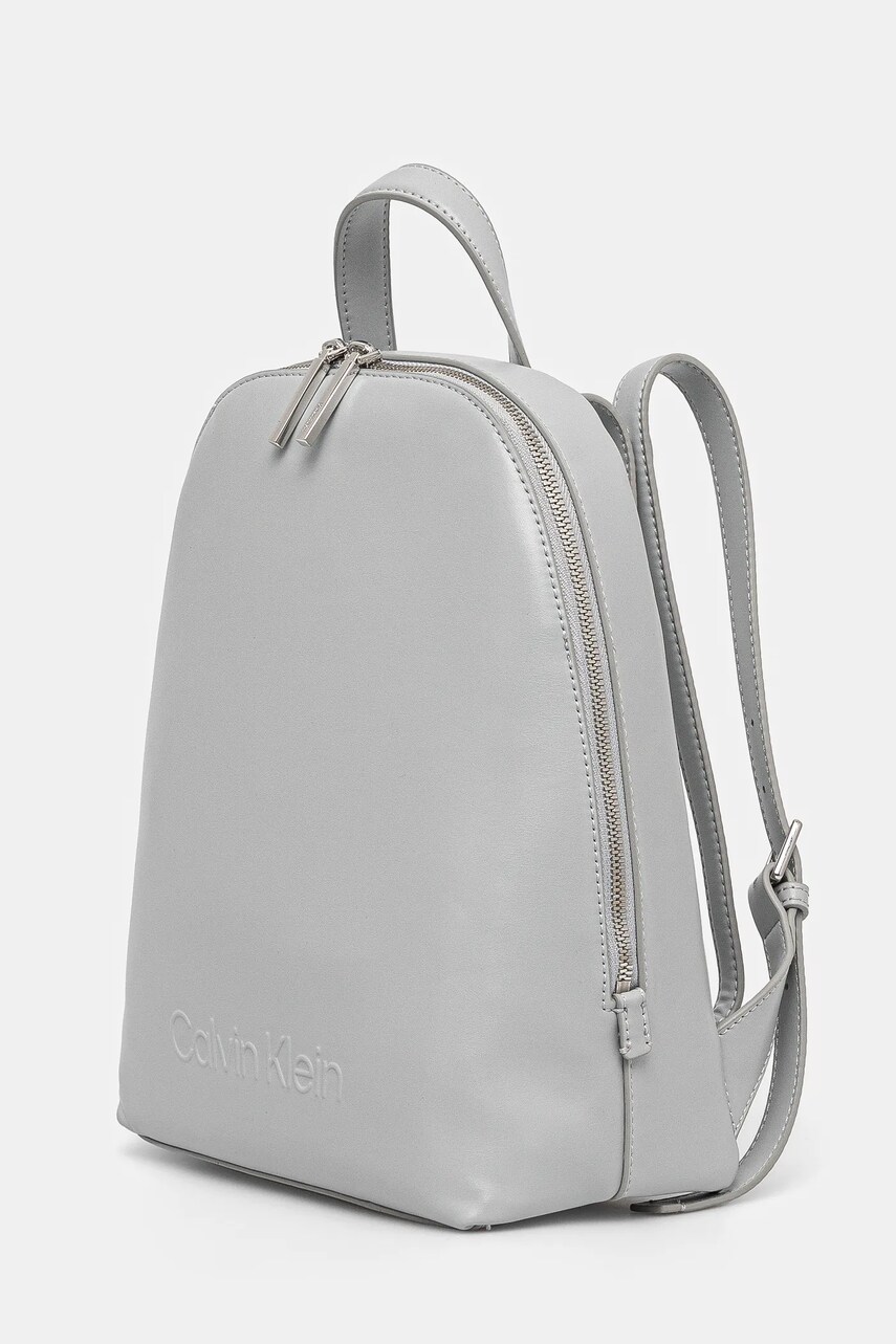 Рюкзак Calvin Klein жіночий малий однотонний K60K613185