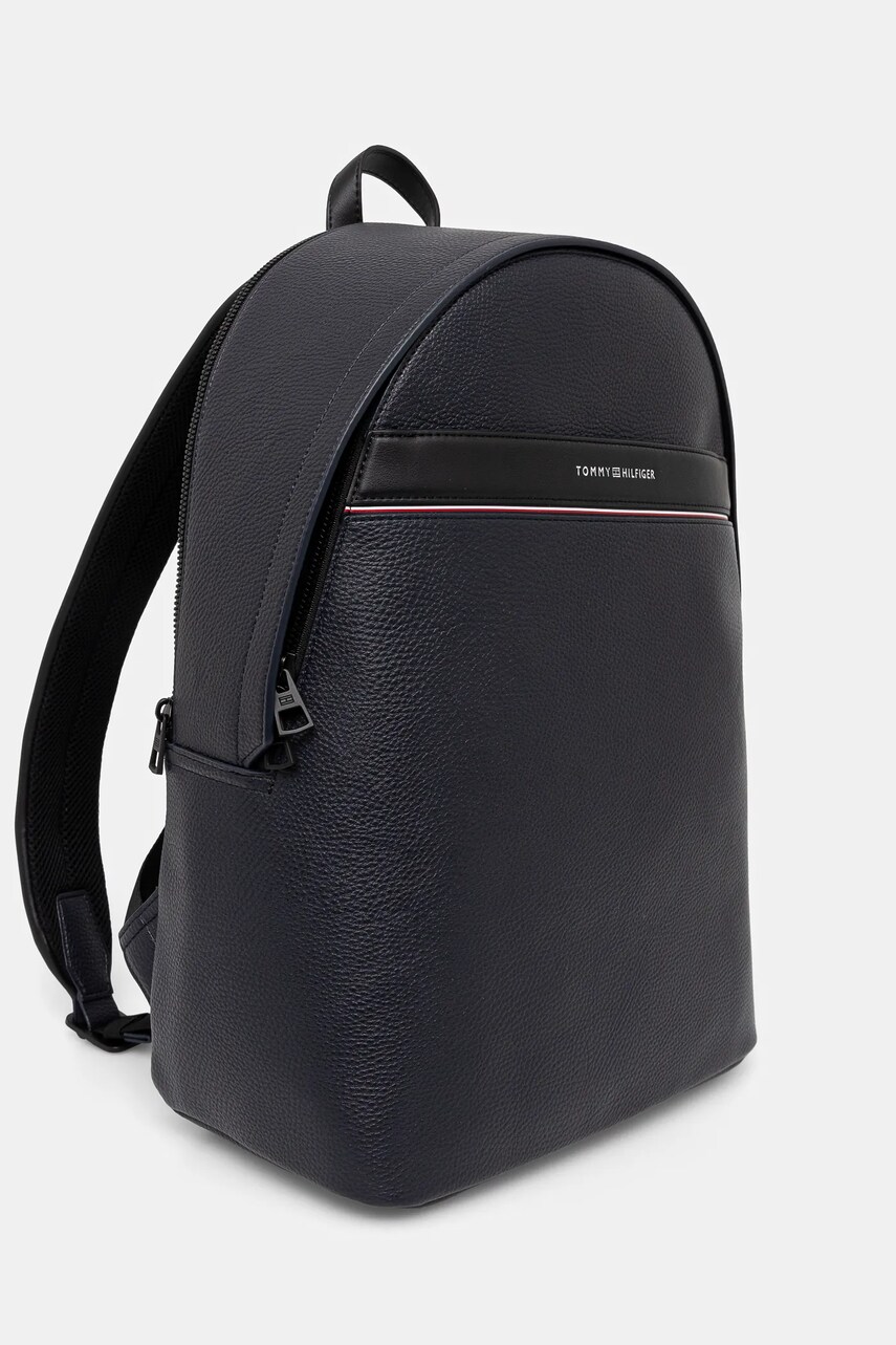 Рюкзак Tommy Hilfiger чоловічий колір синій великий з аплікацією AM0AM13070