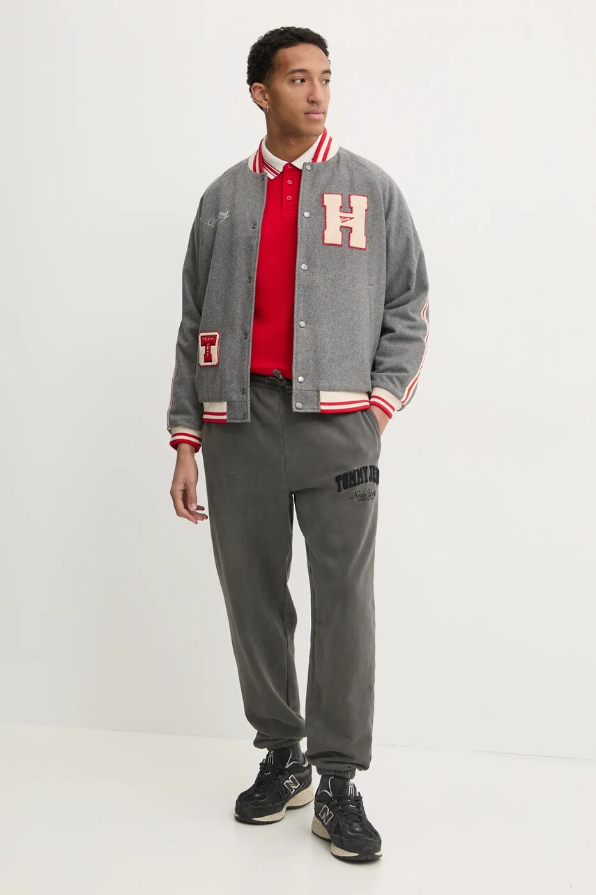 Поло Tommy Jeans чоловіче колір червоний однотонне DM0DM20225