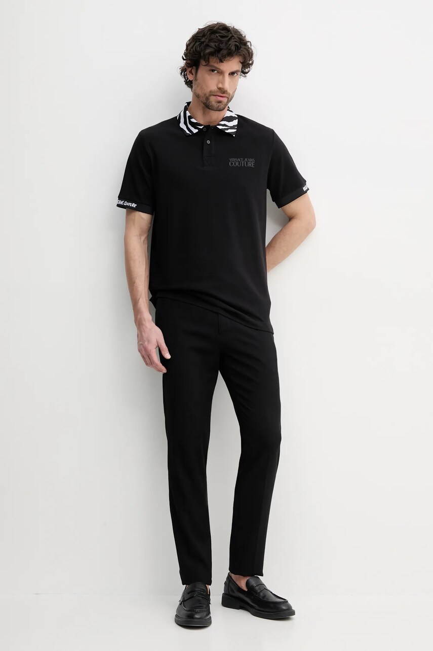 Бавовняне поло Versace Jeans Couture чоловіче колір чорний з аплікацією 78GAGT06 CJ01T