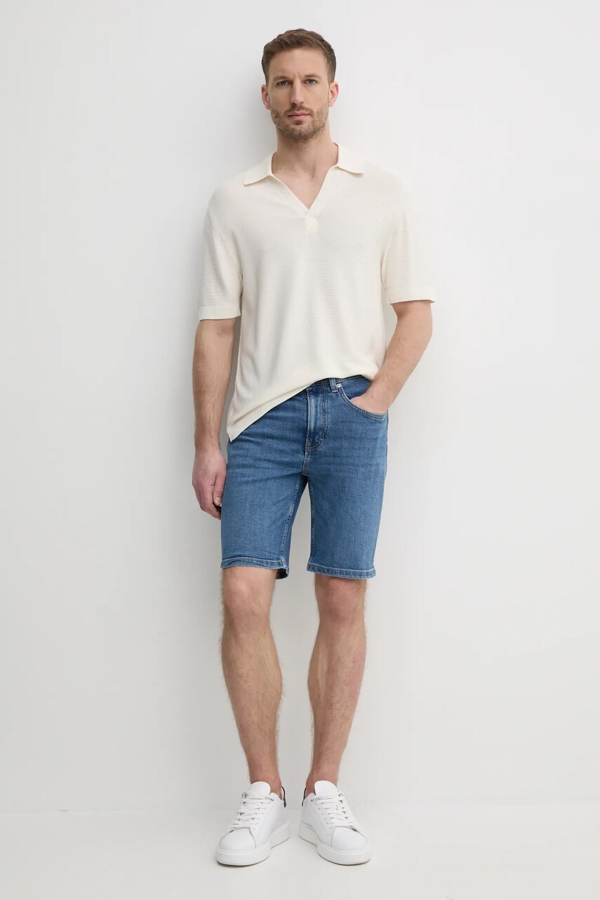 Поло Tommy Hilfiger чоловіче колір бежевий однотонне UM0UM03528