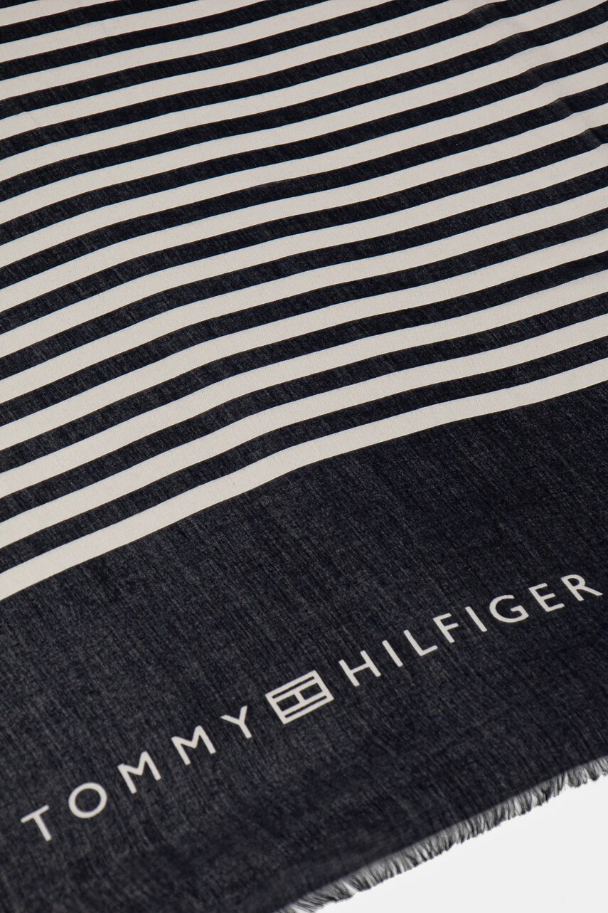 Шарф Tommy Hilfiger жіночий колір синій візерунок AW0AW17142