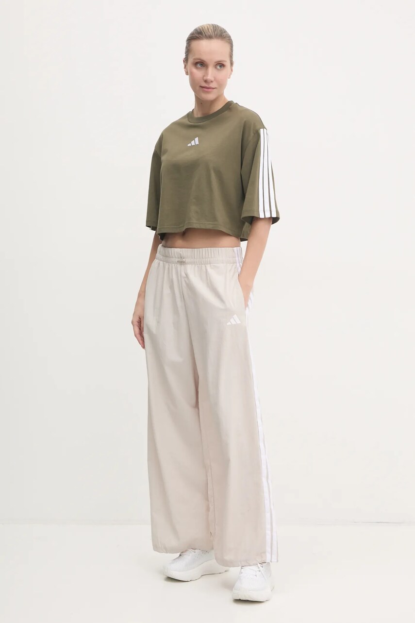 Спортивні штани adidas Essentials колір бежевий з аплікацією JC8168