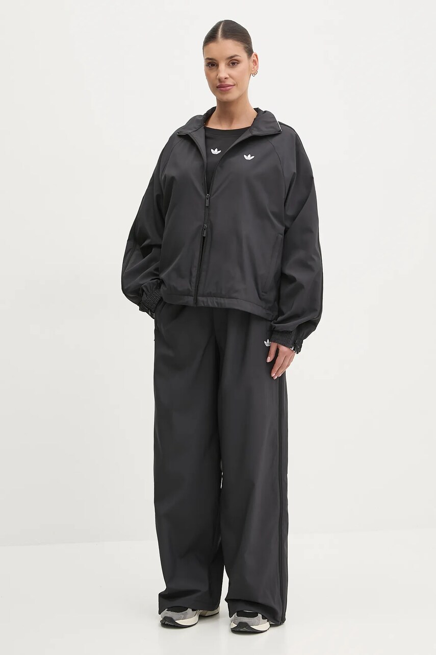 Спортивні штани adidas Originals WOVEN TP жіночі колір чорний з аплікацією JX9206