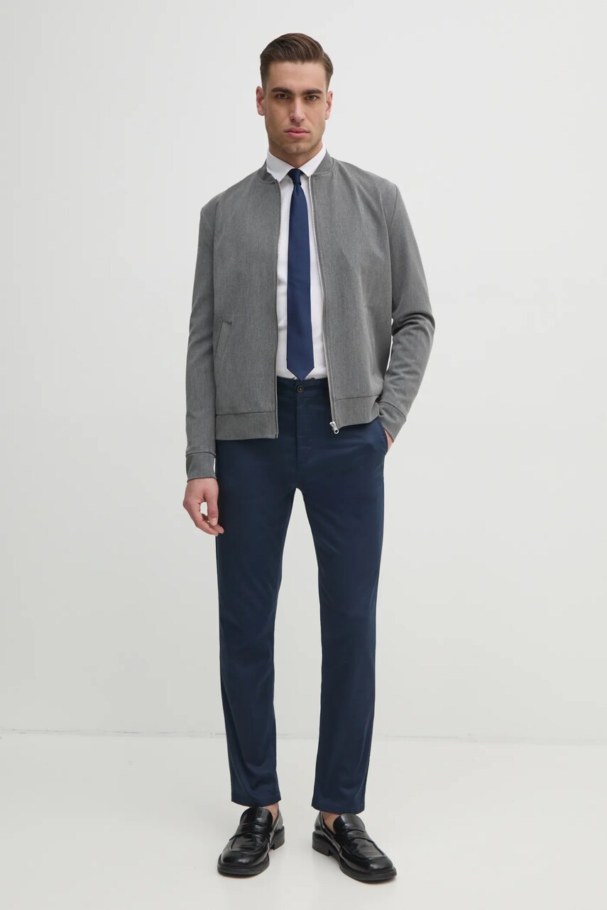 Штани BOSS Orange чоловічі колір синій фасон chinos 50529332