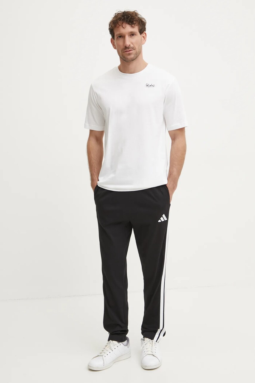 Спортивні штани adidas Essentials колір чорний з аплікацією JE6430