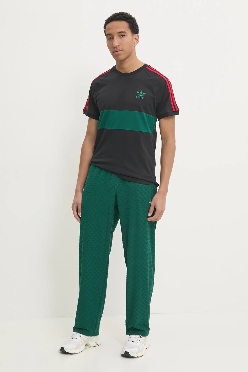 Спортивні штани adidas Originals Q12 MONOGRAM TR колір зелений однотонні JD0699