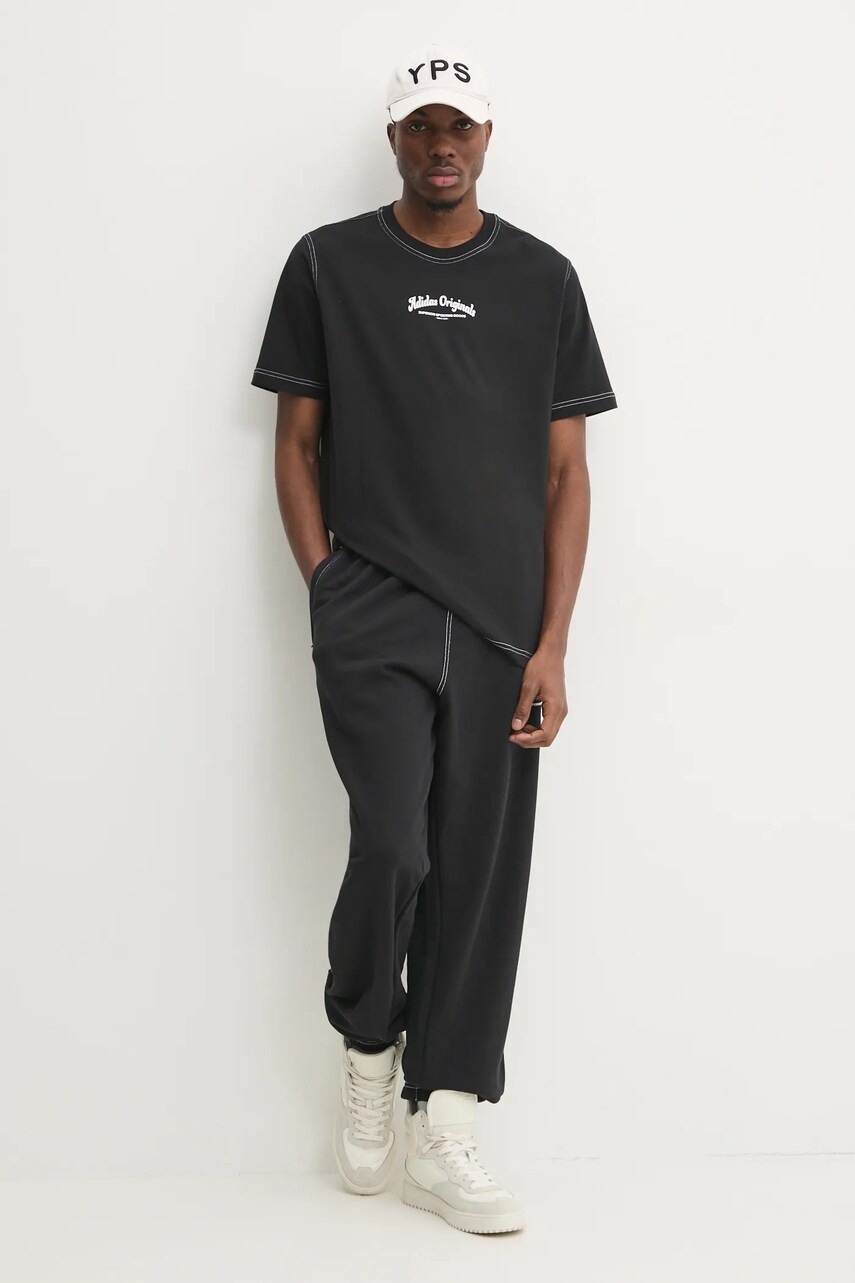 Бавовняні спортивні штани adidas Originals Wabash колір чорний з принтом JP4487