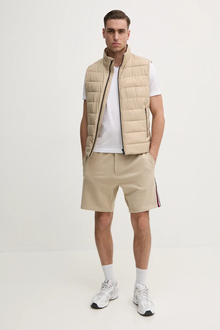 Бавовняні шорти Tommy Hilfiger чоловічі колір бежевий MW0MW39255