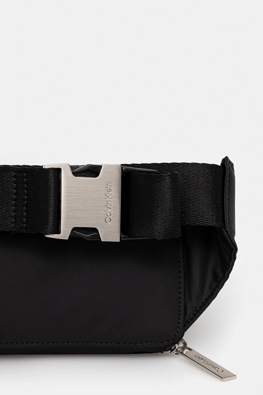 Сумка на пояс Calvin Klein колір чорний K50K512903