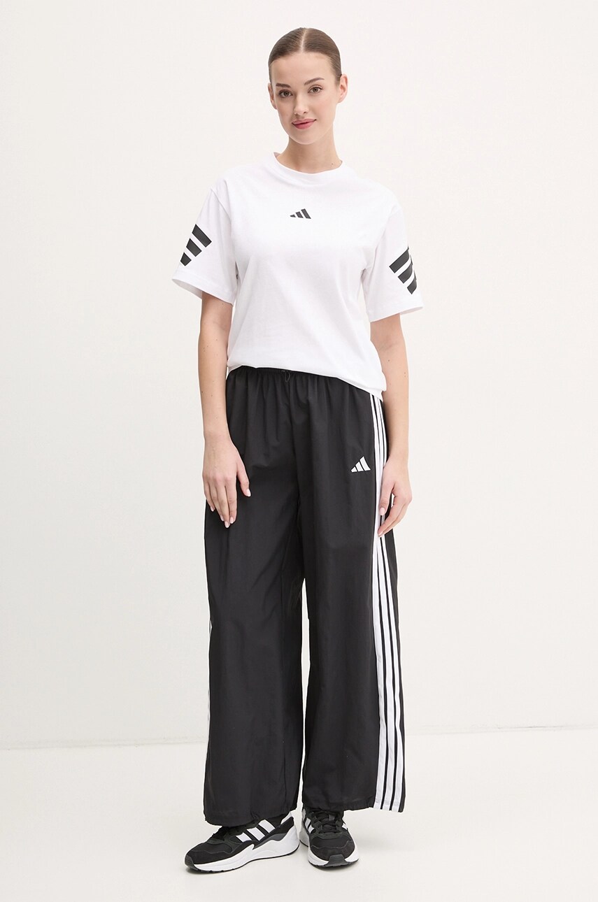 Бавовняна футболка adidas Future Icons жіночий колір білий JE0238