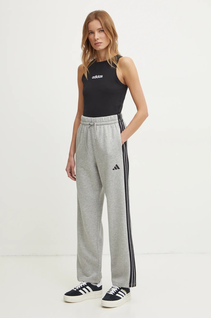 Топ adidas Essentials Linear жіночий колір чорний JC5798