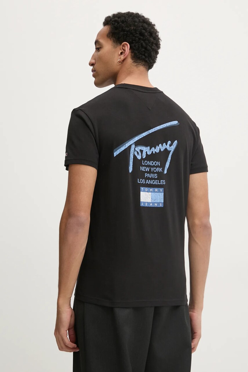 Бавовняна футболка Tommy Jeans чоловіча колір чорний з принтом DM0DM21106