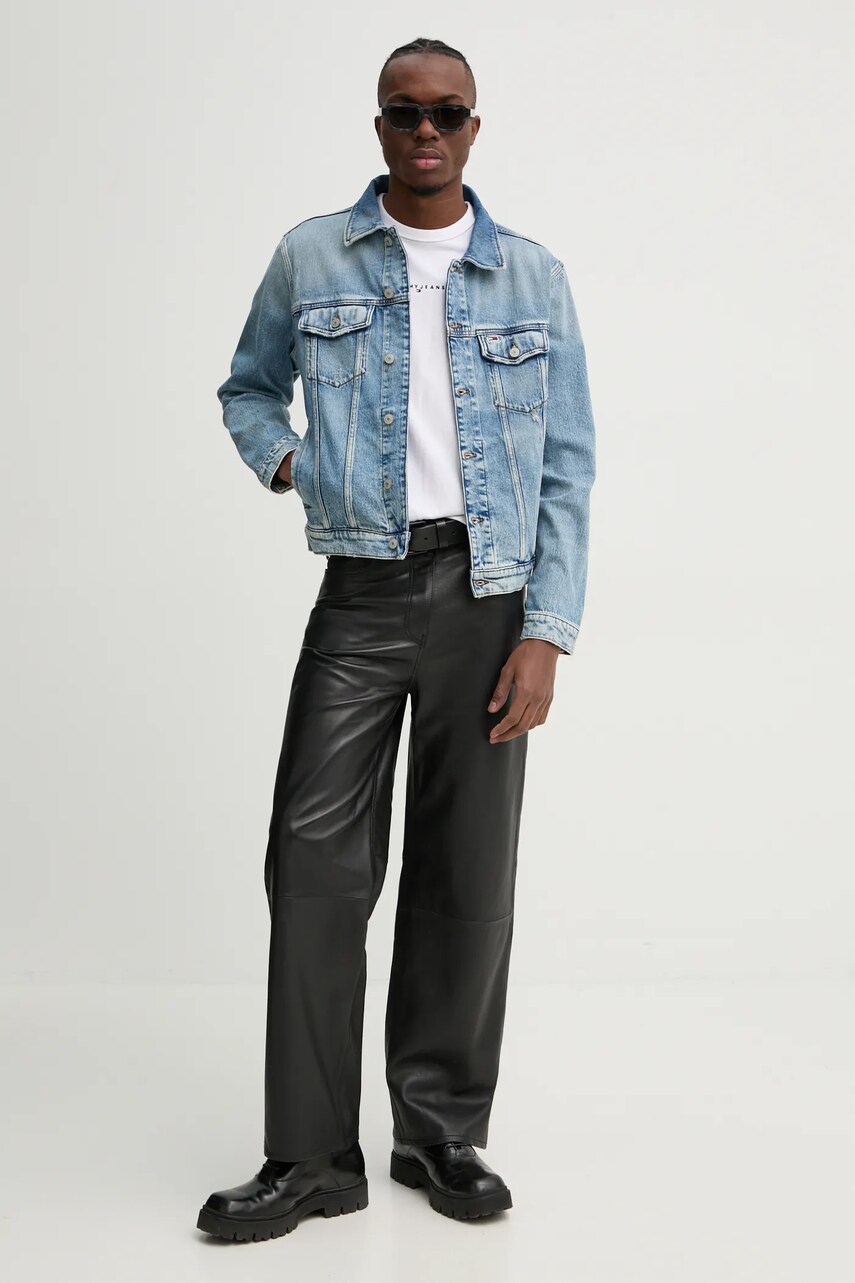 Бавовняна футболка Tommy Jeans чоловіча колір білий з аплікацією DM0DM21110