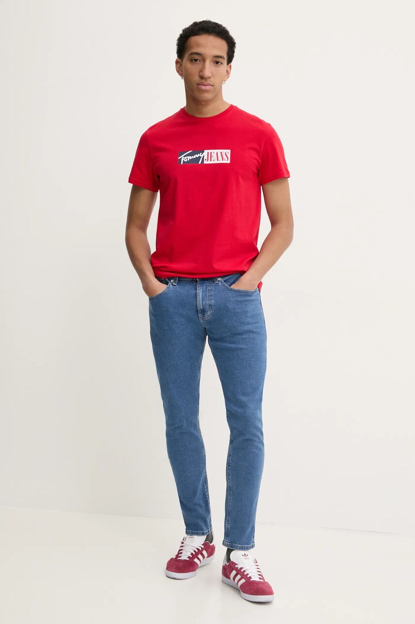 Бавовняна футболка Tommy Jeans чоловіча колір червоний з принтом DM0DM20365