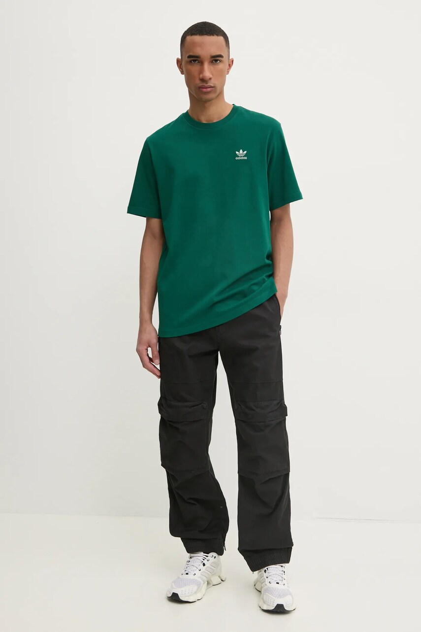 Футболка adidas Originals B+F TREFOIL TEE чоловіча колір зелений однотонна JN7013
