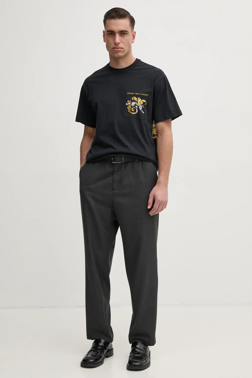Бавовняна футболка Versace Jeans Couture чоловіча колір чорний з принтом 78GAH6RB JS462
