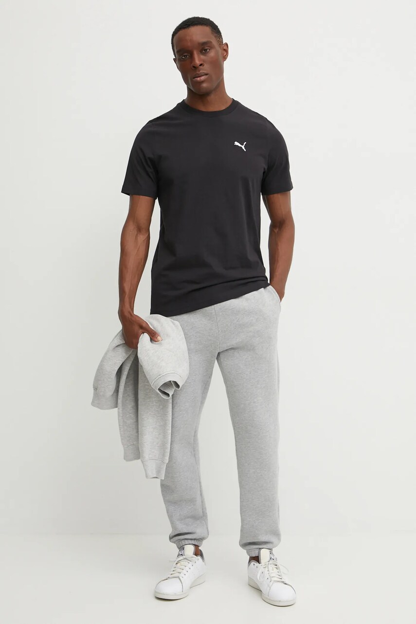 Футболка Puma чоловіча колір чорний однотонна 682538