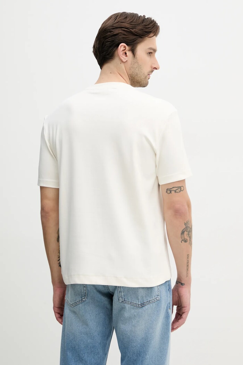 Футболка Calvin Klein Jeans чоловіча колір бежевий однотонна J30J327234