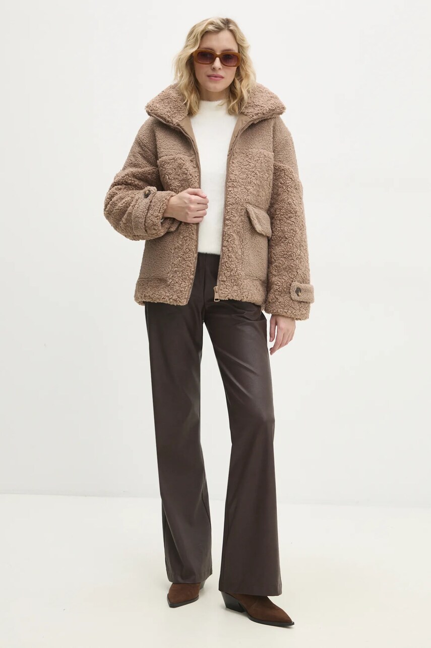 Куртка Answear Lab жіноча колір бежевий перехідна oversize