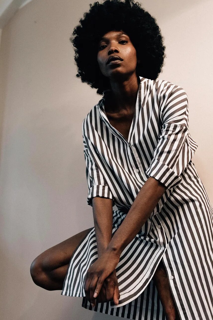 Сукня MUUV. колір коричневий mini oversize